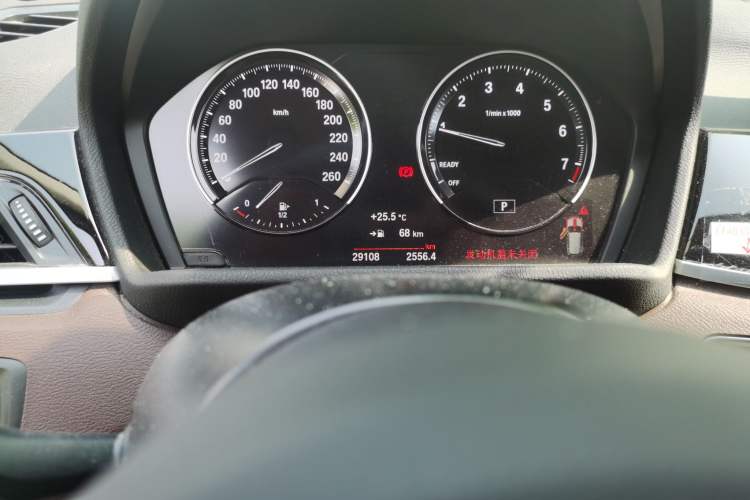 Used BMW X1 2022 sDrive25Li Leading Model Odometer Close Up
