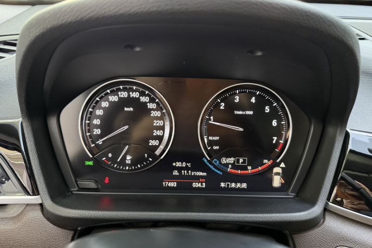 Used BMW X1 2022 sDrive25Li Leading Model Odometer Close Up