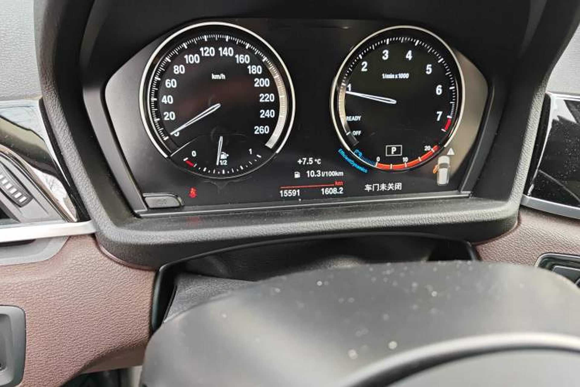 Used BMW X1 2022 sDrive25Li Leading Model Odometer Close Up