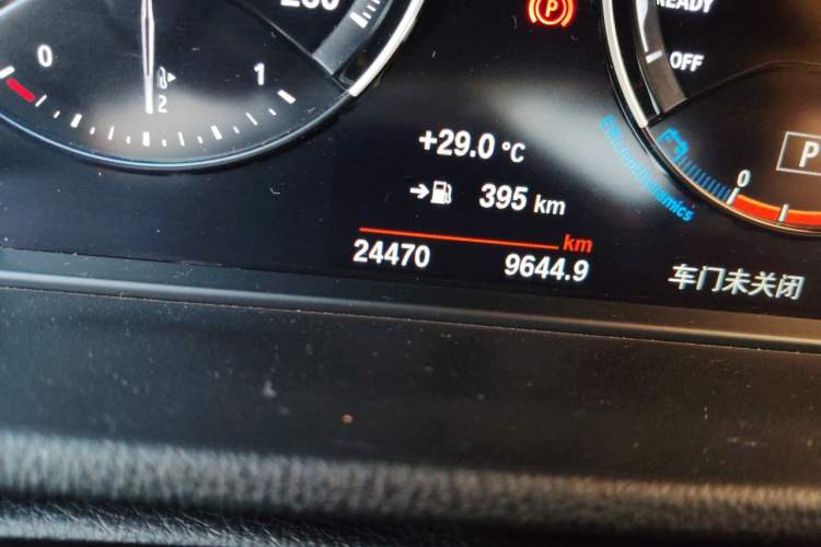 Used BMW X1 2022 sDrive20Li Fashion Model Odometer Close Up