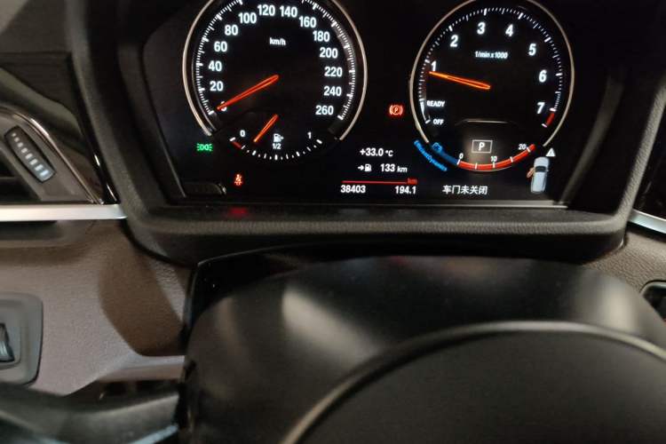 Used BMW X1 2022 sDrive25Li Leading Model Odometer Close Up