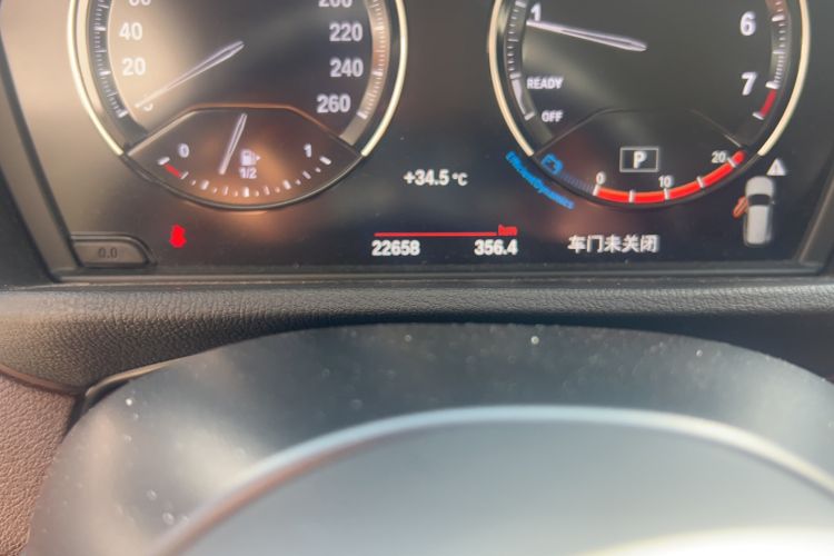 Used BMW X1 2022 sDrive25Li Leading Model Odometer Close Up