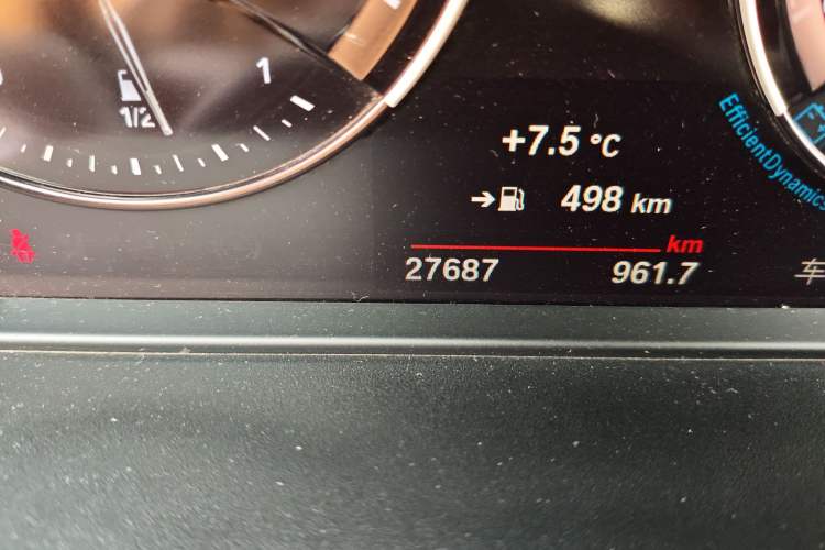 Used BMW X1 2022 sDrive25Li Leading Model Odometer Close Up