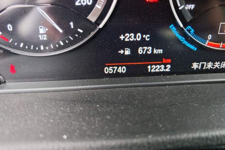 Used BMW X1 2022 sDrive20Li Fashion Model Odometer Close Up