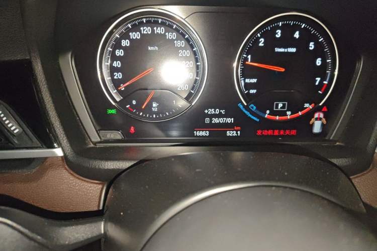 Used BMW X1 2022 sDrive25Li Leading Model Odometer Close Up