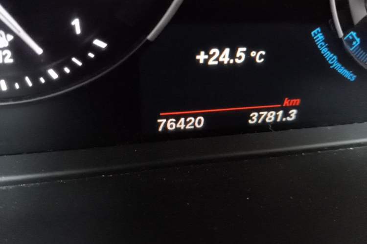 Used BMW X1 2022 sDrive25Li Leading Model Odometer Close Up