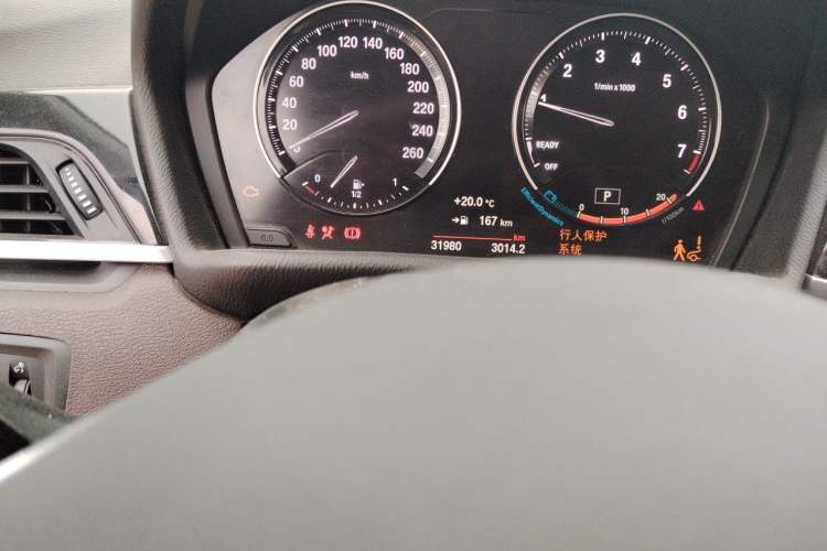 Used BMW X1 2022 sDrive20Li Fashion Model Odometer Close Up