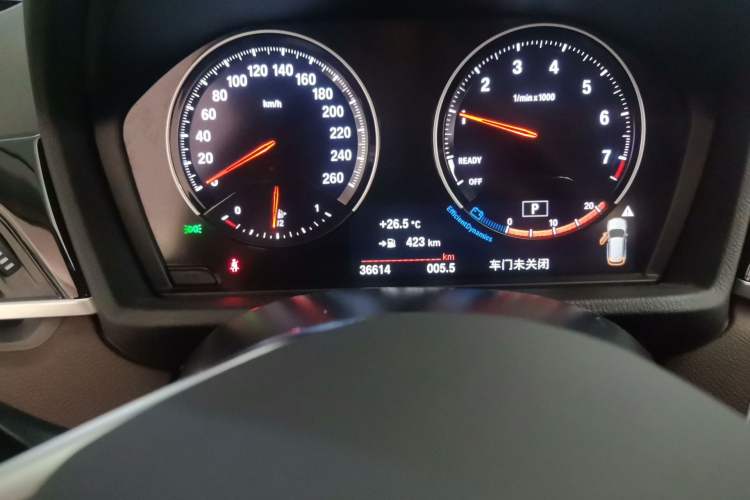 Used BMW X1 2022 sDrive20Li Fashion Model Odometer Close Up
