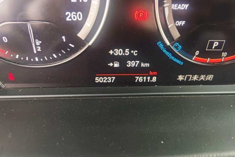 Used BMW X1 2022 Updated xDrive25Li Premium Edition Odometer Close Up