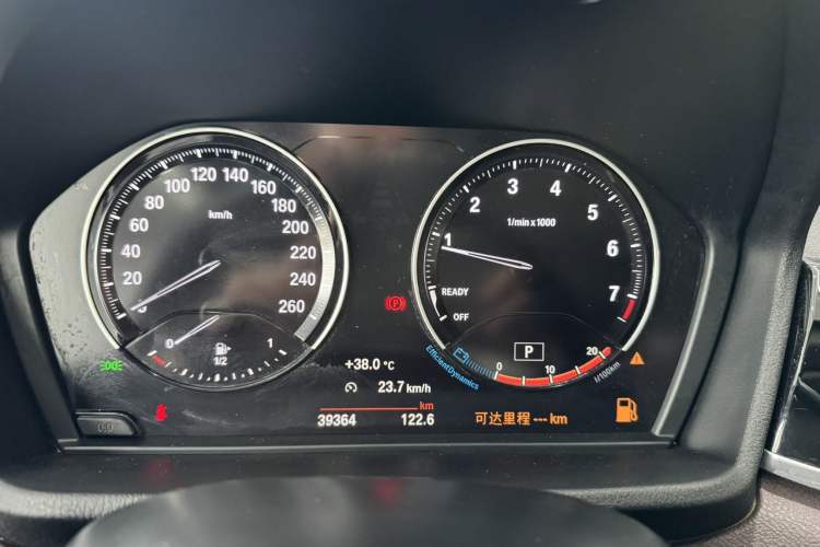 Used BMW X1 2022 sDrive25Li Leading Model Odometer Close Up
