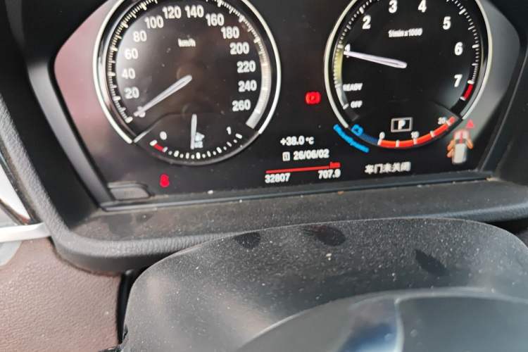Used BMW X1 2022 sDrive20Li Fashion Model Odometer Close Up