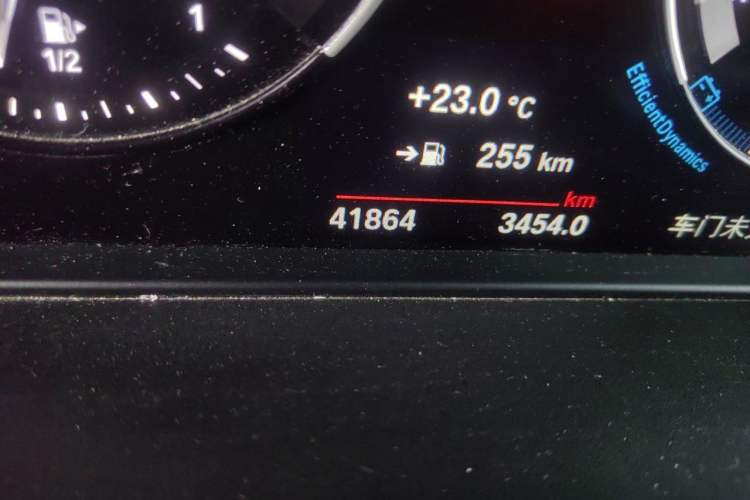 Used BMW X1 2022 sDrive25Li Leading Model Odometer Close Up