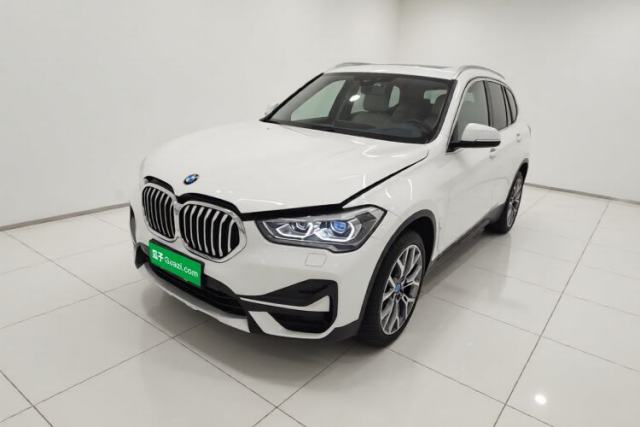 BMW X1 2022 Updated xDrive25Li Premium Edition مستعملة