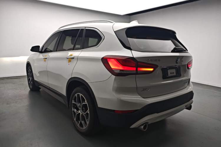Used BMW X1 2022 sDrive25Li Leading Model Rear Left 45 Deg