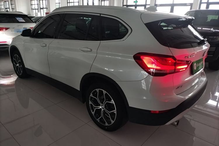 Used BMW X1 2022 sDrive25Li Leading Model Rear Left 45 Deg