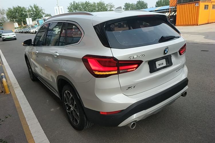 Used BMW X1 2022 sDrive20Li Fashion Model Rear Left 45 Deg