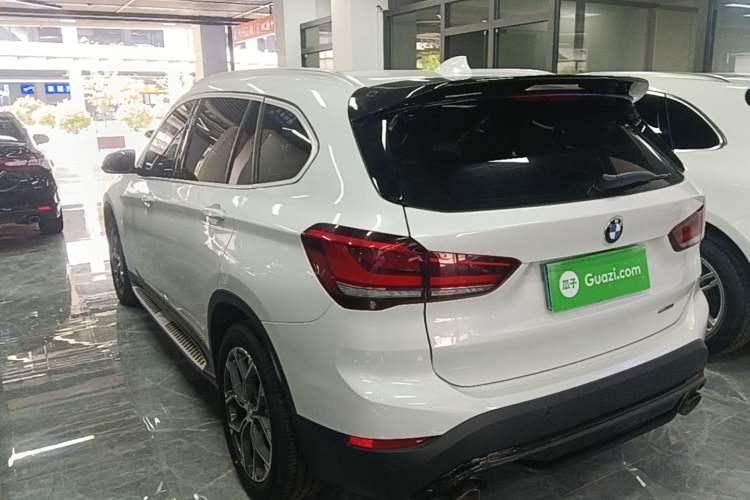 Used BMW X1 2022 sDrive25Li Leading Model Rear Left 45 Deg