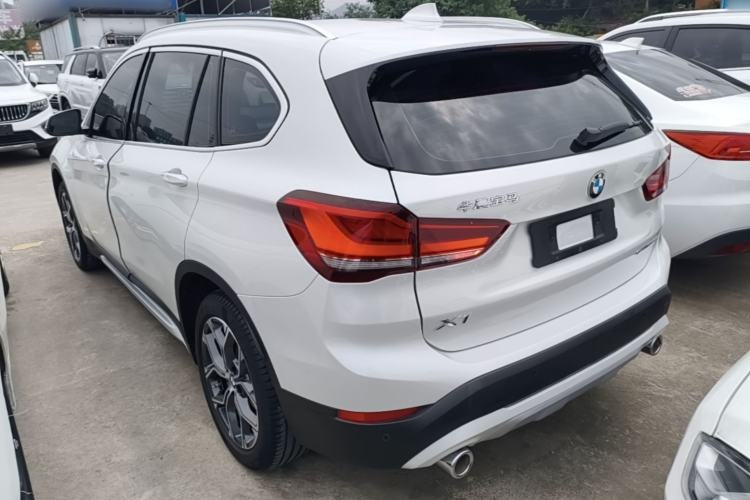 Used BMW X1 2022 sDrive20Li Fashion Model Rear Left 45 Deg