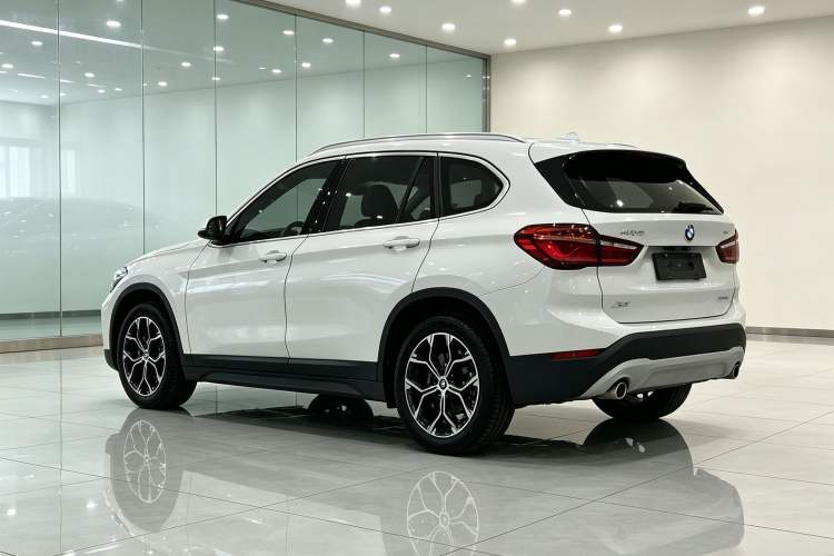 Used BMW X1 2022 sDrive25Li Leading Model Rear Left 45 Deg
