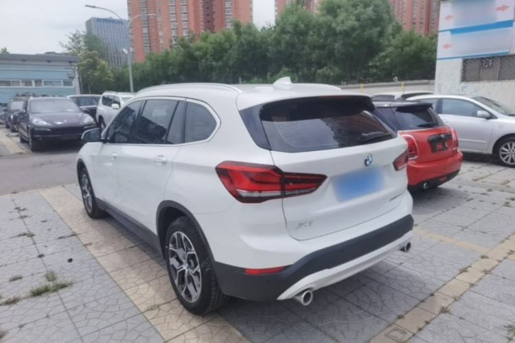 Used BMW X1 2022 sDrive25Li Leading Model Rear Left 45 Deg
