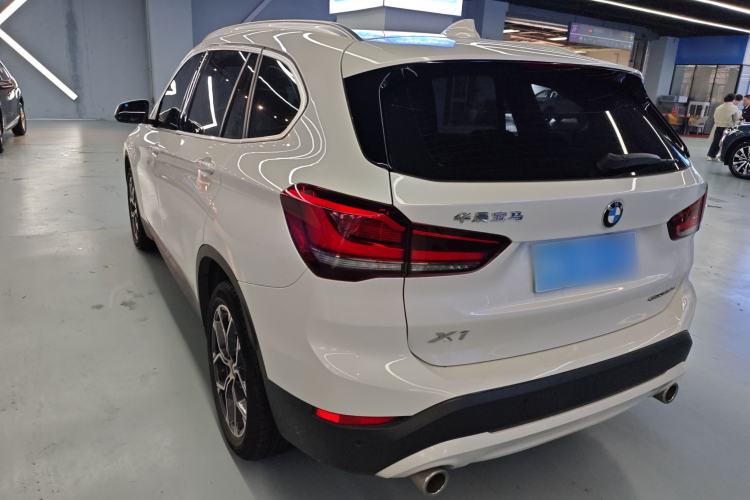 Used BMW X1 2022 sDrive25Li Leading Model Rear Left 45 Deg