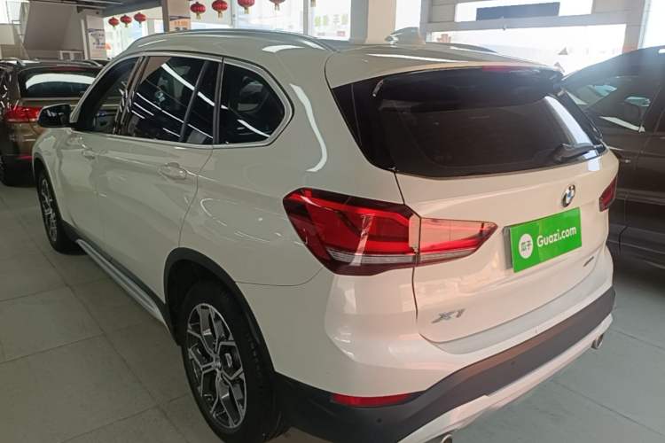 Used BMW X1 2022 sDrive20Li Fashion Model Rear Left 45 Deg