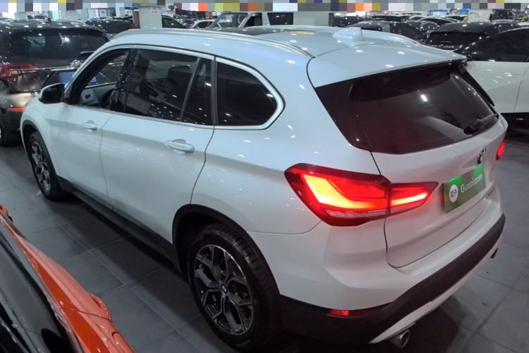 Used BMW X1 2022 sDrive25Li Leading Model Rear Left 45 Deg