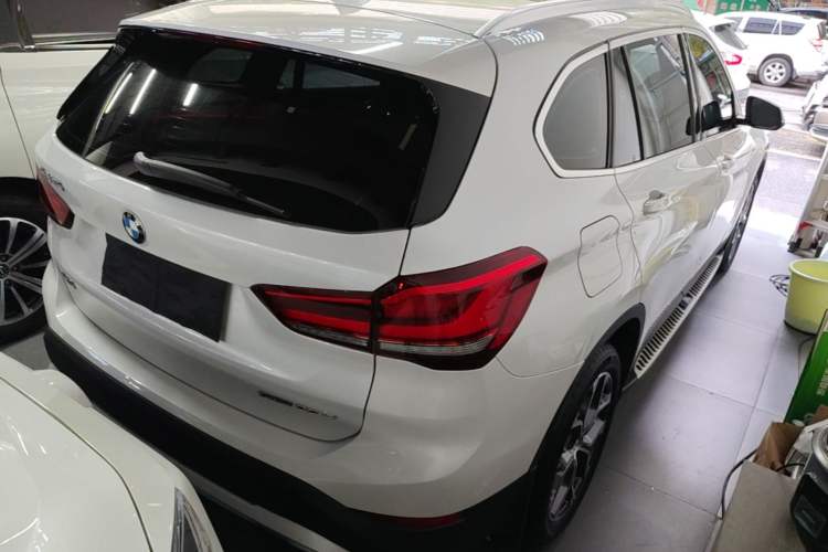 Used BMW X1 2022 sDrive25Li Leading Model Rear Right 45 Deg
