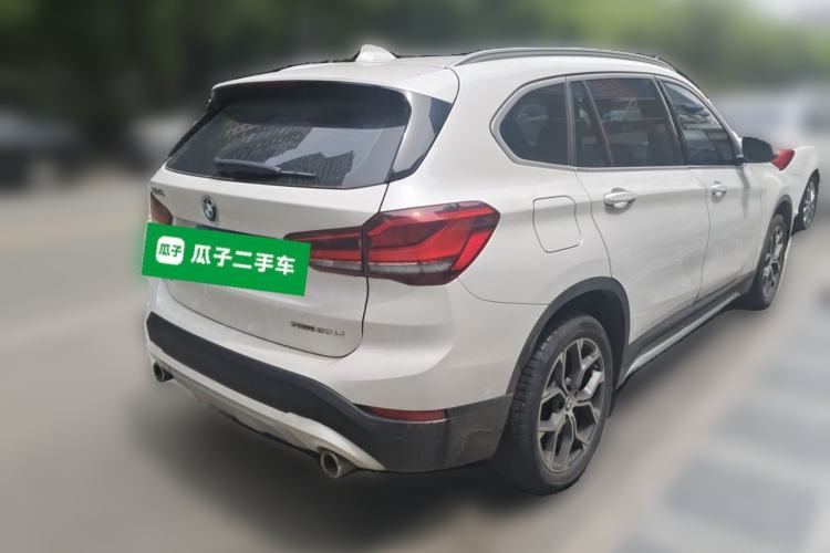 Used BMW X1 2022 sDrive20Li Fashion Model Rear Right 45 Deg