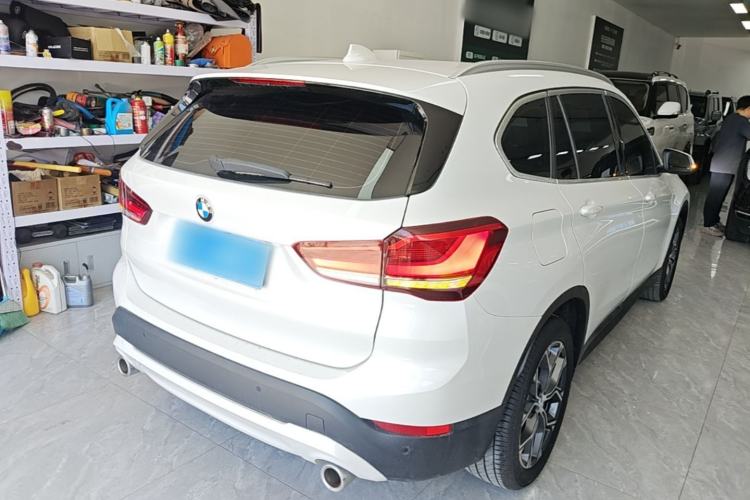 Used BMW X1 2022 sDrive25Li Leading Model Rear Right 45 Deg