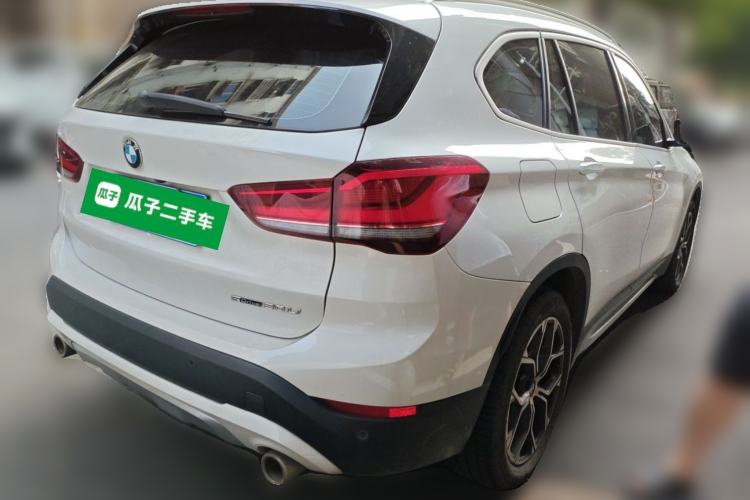 Used BMW X1 2022 sDrive20Li Fashion Model Rear Right 45 Deg