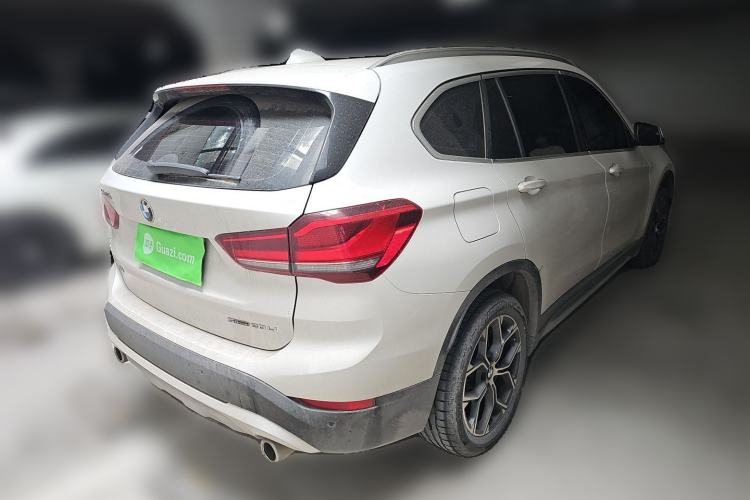 Used BMW X1 2022 sDrive20Li Fashion Model Rear Right 45 Deg