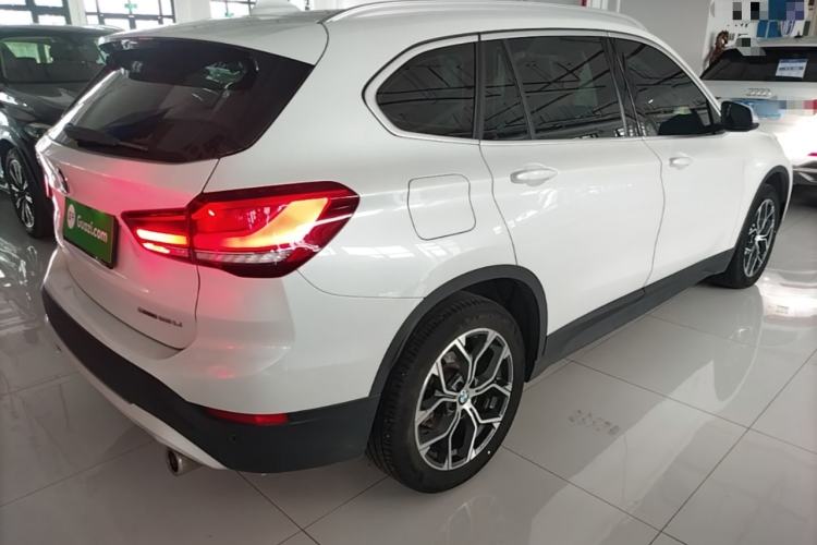 Used BMW X1 2022 sDrive25Li Leading Model Rear Right 45 Deg
