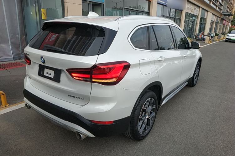 Used BMW X1 2022 sDrive20Li Fashion Model Rear Right 45 Deg