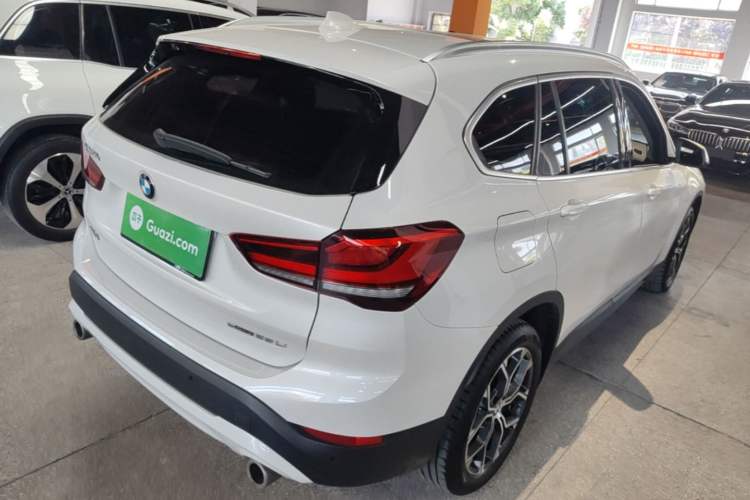 Used BMW X1 2022 sDrive25Li Leading Model Rear Right 45 Deg