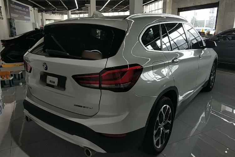 Used BMW X1 2022 sDrive25Li Leading Model Rear Right 45 Deg
