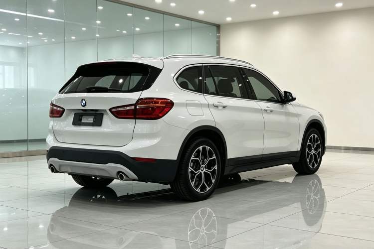 Used BMW X1 2022 sDrive25Li Leading Model Rear Right 45 Deg