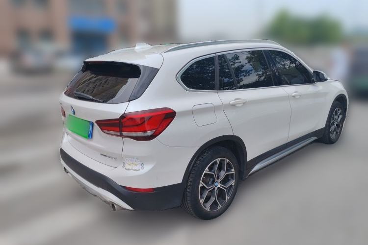 Used BMW X1 2022 sDrive20Li Fashion Model Rear Right 45 Deg