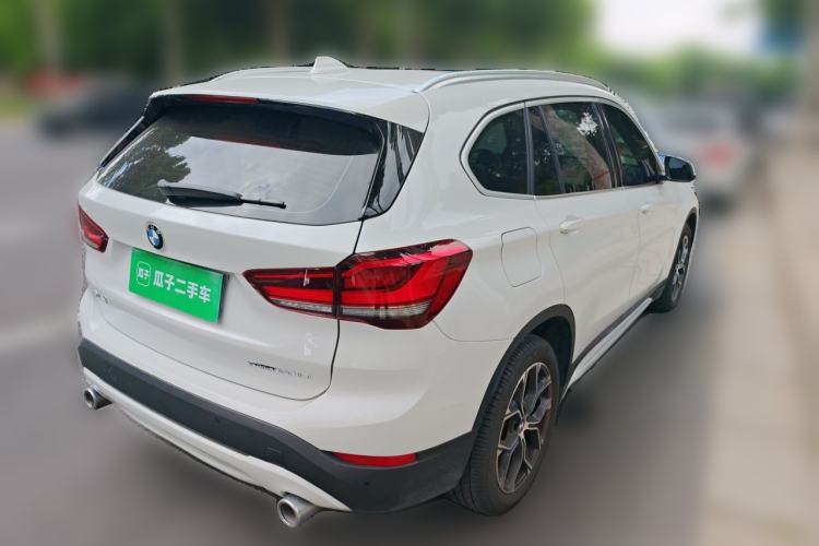 Used BMW X1 2022 sDrive20Li Fashion Model Rear Right 45 Deg