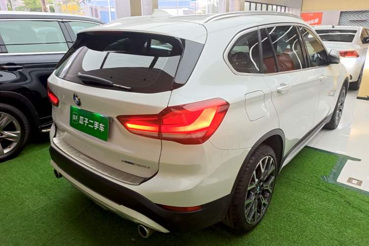 Used BMW X1 2022 Updated xDrive25Li Premium Edition Rear Right 45 Deg