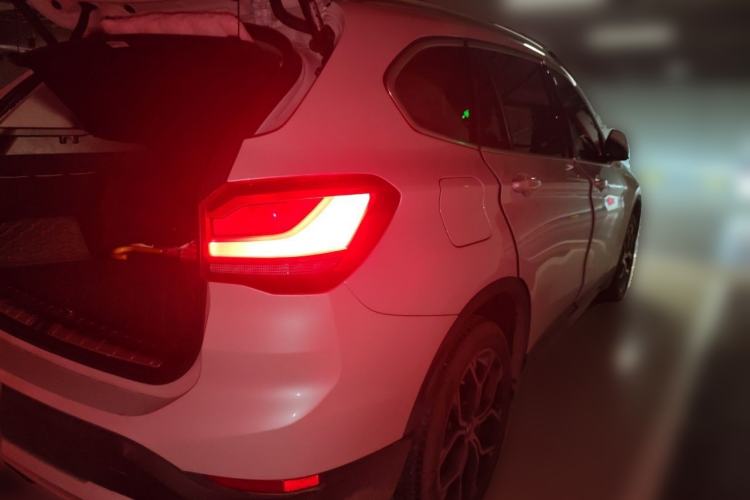 Used BMW X1 2022 sDrive25Li Leading Model Rear Right 45 Deg