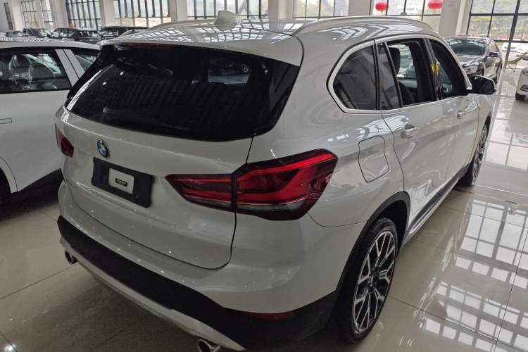 Used BMW X1 2022 Updated xDrive25Li Premium Edition Rear Right 45 Deg