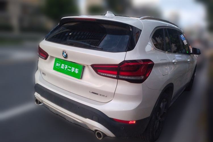 Used BMW X1 2022 sDrive20Li Fashion Model Rear Right 45 Deg
