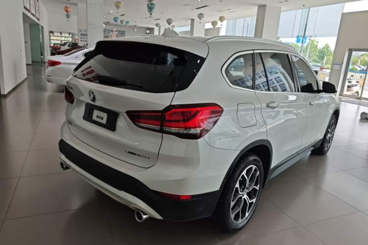 Used BMW X1 2022 sDrive25Li Leading Model Rear Right 45 Deg