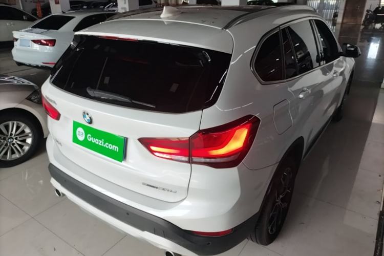 Used BMW X1 2022 sDrive20Li Fashion Model Rear Right 45 Deg