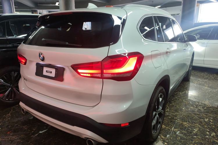 Used BMW X1 2022 sDrive25Li Leading Model Rear Right 45 Deg