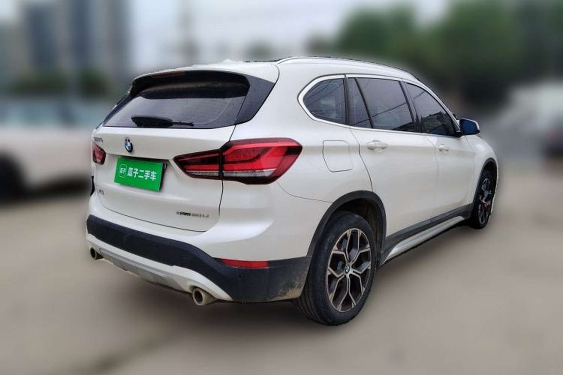Used BMW X1 2022 sDrive20Li Fashion Model Rear Right 45 Deg