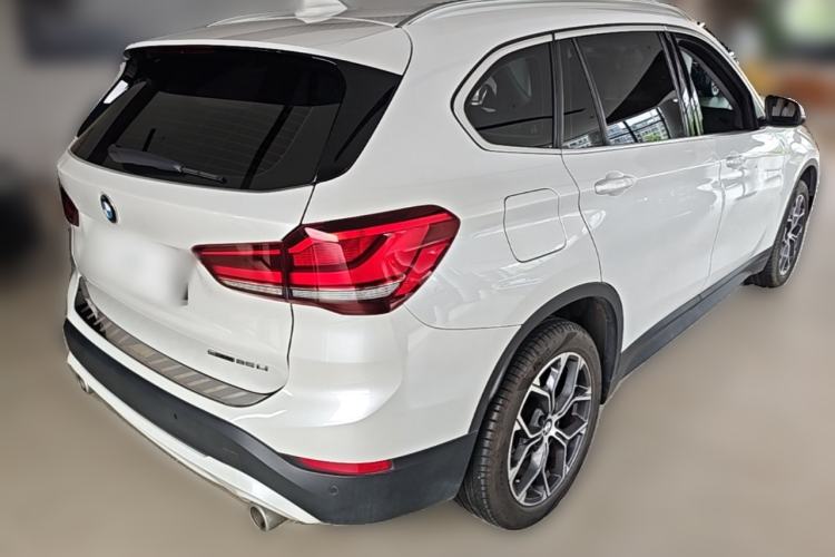 Used BMW X1 2022 sDrive25Li Leading Model Rear Right 45 Deg