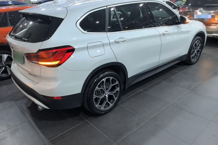 Used BMW X1 2022 sDrive25Li Leading Model Rear Right 45 Deg