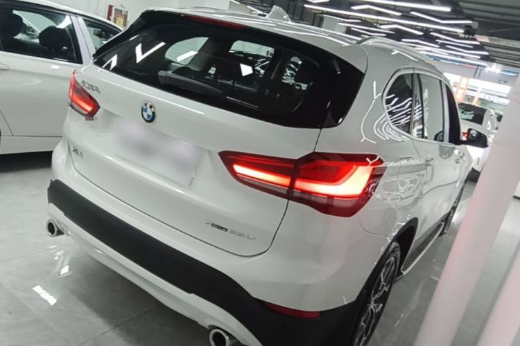 Used BMW X1 2022 sDrive25Li Leading Model Rear Right 45 Deg